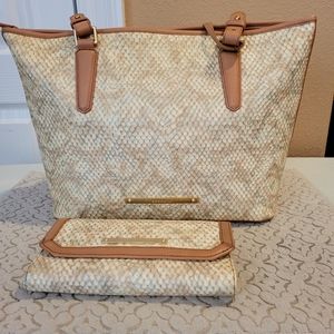 Brahmin Medium Asher with matching wallet